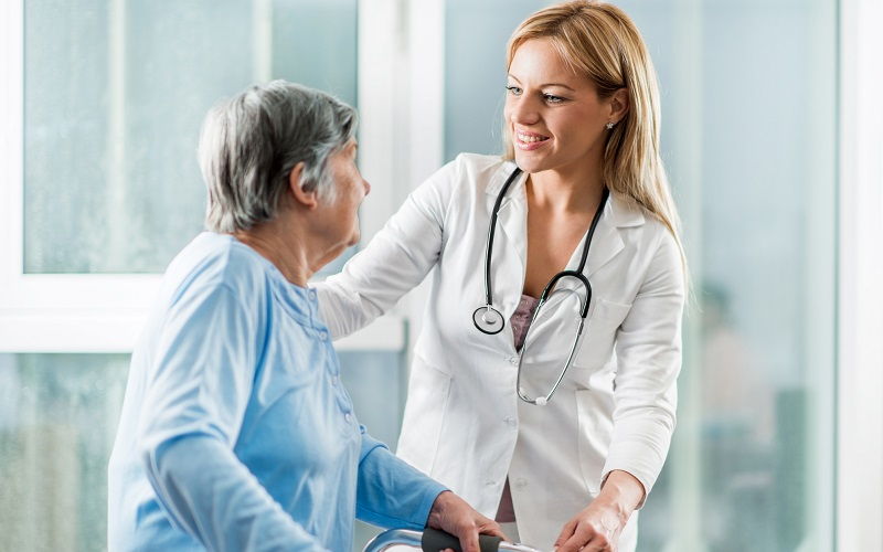 Una mejor experiencia para el paciente frágil en el hospital