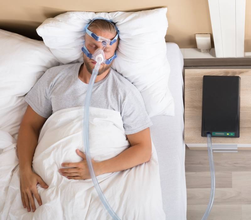 La apnea del sueño hace roncar pero tiene otras consecuencias